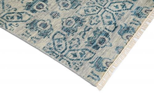 Hand Knotted Oushak Rug 8'8